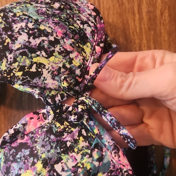 Victoria's Secret Swim Bikini size 34B - Picture 2 of 4
